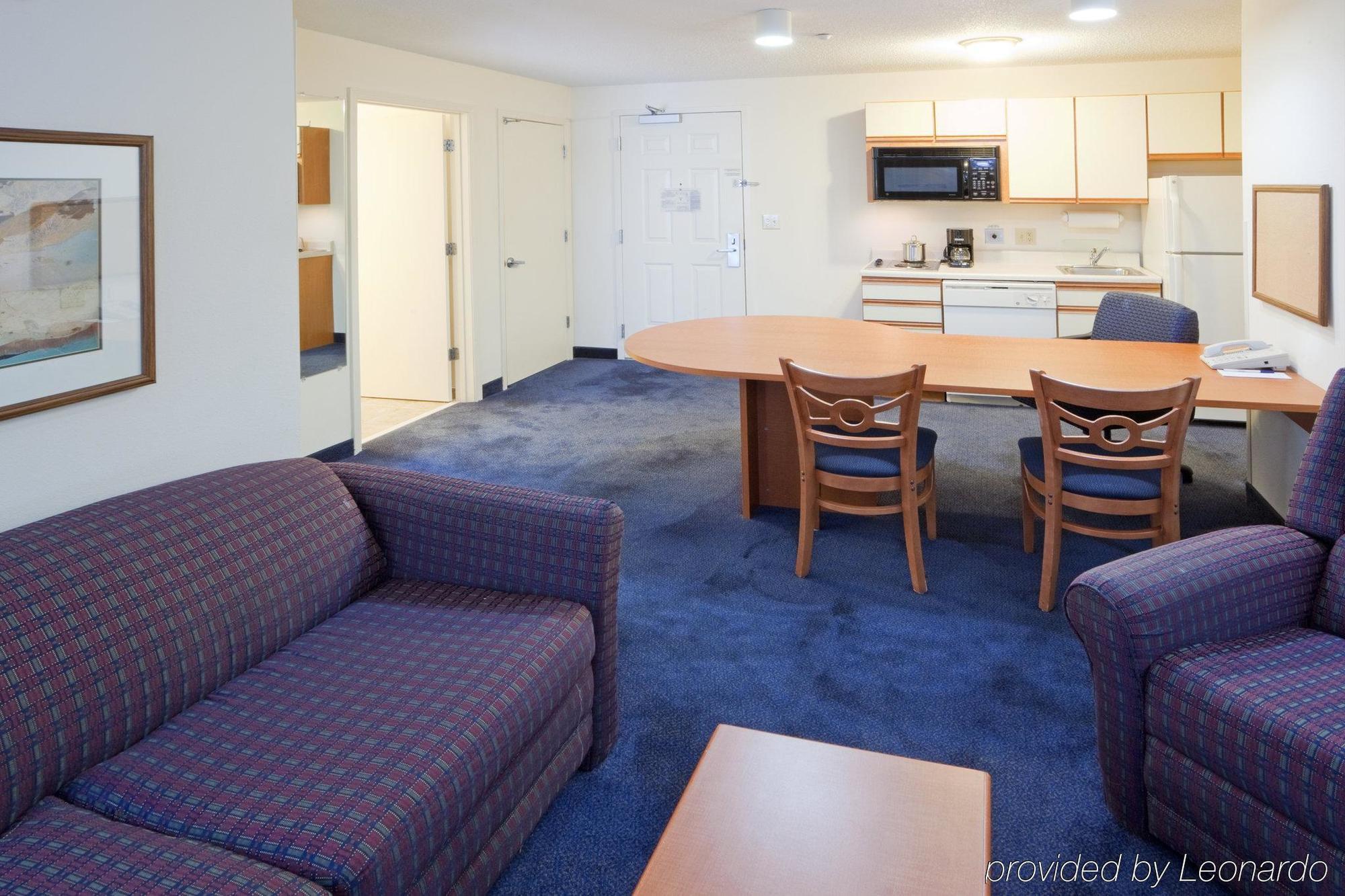 Candlewood Suites Sterling By Ihg Room photo